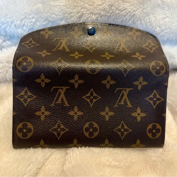 Authentic Louis Vuitton Wallet - Picture 3 of 10